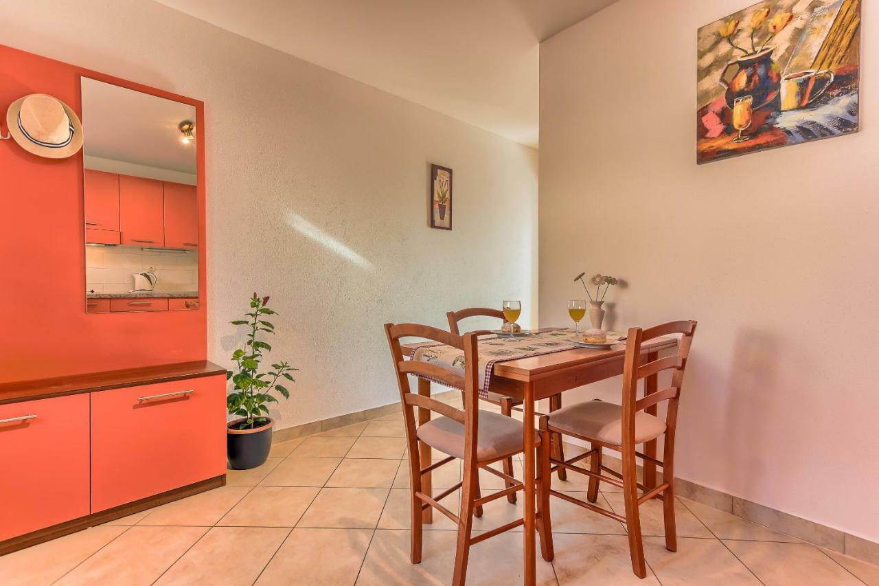Apartments Katarina Bol Dış mekan fotoğraf